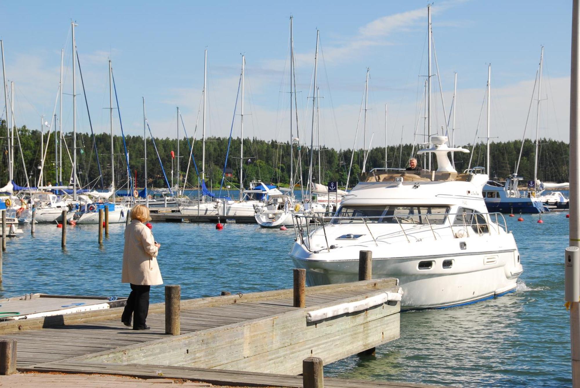 Hotel Strandbo Nauvo Luaran gambar
