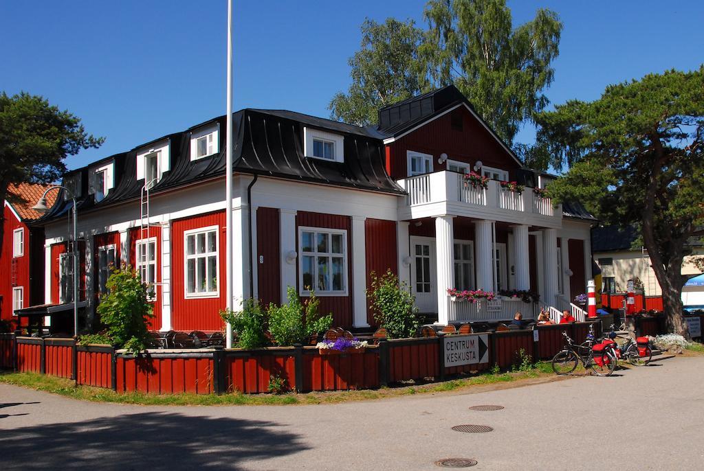 Hotel Strandbo Nauvo Luaran gambar